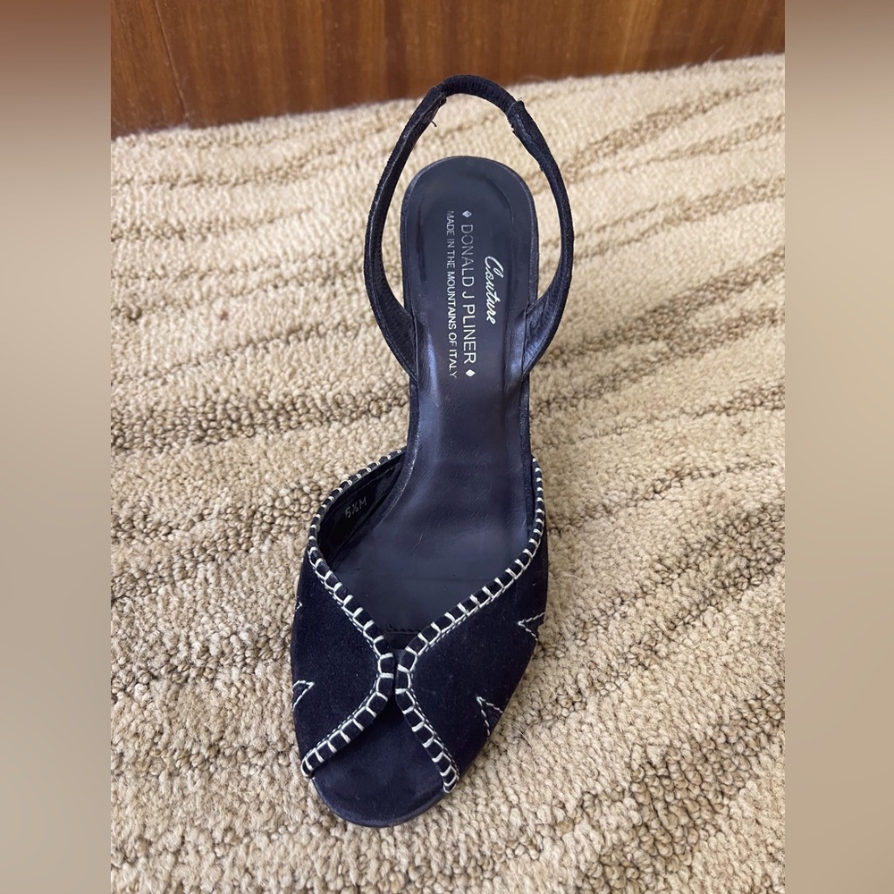 Black Donald Pliner heels